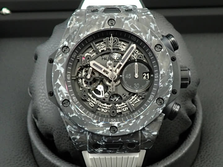 ウブロ ビッグバン ウニコ カーボン ホワイト Ref.421.QW.1110.RX.JPN スケルトン文字盤 極美品 W9H8MMXJ