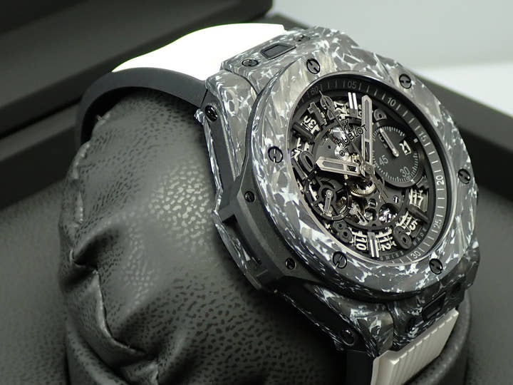 ウブロ ビッグバン ウニコ カーボン ホワイト Ref.421.QW.1110.RX.JPN スケルトン文字盤 極美品 W9H8MMXJ