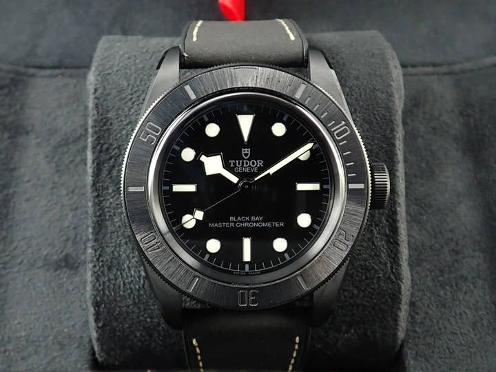 チューダー(チュードル) ブラックベイ Ref.79210CNU ブラック文字盤 極美品 K86KWMVS