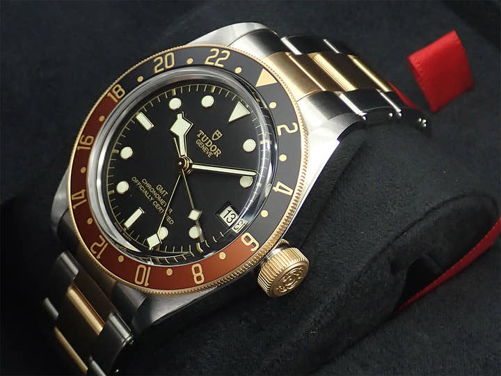 チューダー(チュードル) ヘリテージ ブラックベイ GMT S&G Ref.79833MN ブラック文字盤 未使用 T52WZ468