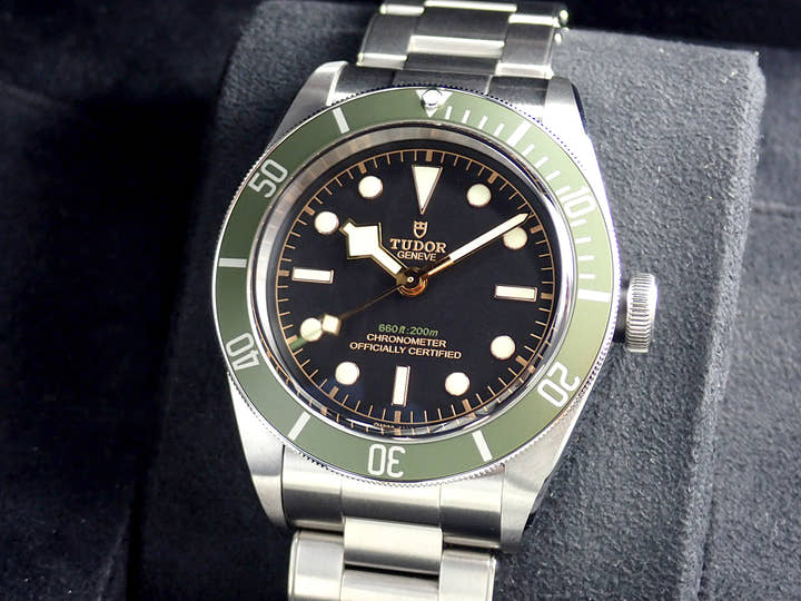 Tudor Black Bay Ref.79230G Black Dial Very Good Condition blackbay-37