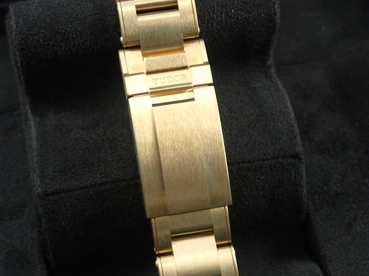 チューダー(チュードル) ブラックベイ フィフティエイト ブロンズブラウン ブティック限定 Ref.79012M ブラウン文字盤 未使用 EY611102