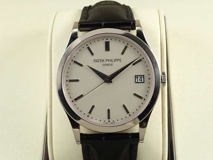 パテックフィリップ カラトラバ Ref.5296G-010 ホワイトゴールド シルバー文字盤 中古 M5715108