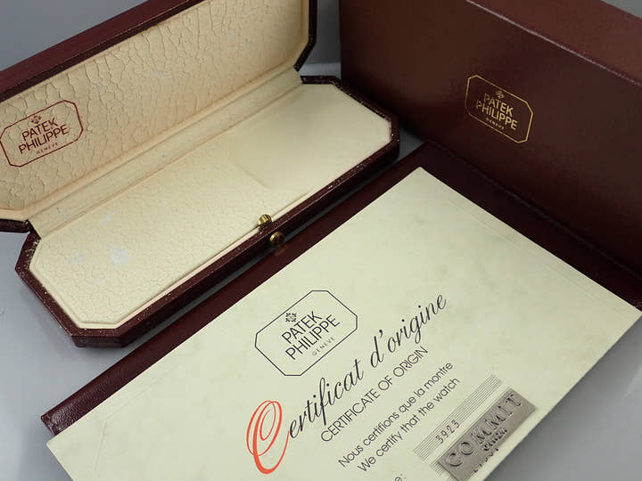 パテックフィリップ カラトラバ Ref.3923R ローズゴールド アイボリー文字盤