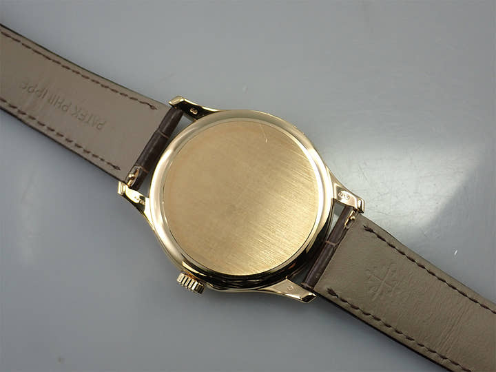 パテックフィリップ カラトラバ Ref.5227J-001 イエローゴールド アイボリー文字盤