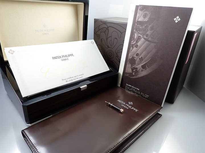 パテックフィリップ カラトラバ パイロット トラベルタイム Ref.5524R-001 ローズゴールド ブラウン・ソレイユ文字盤