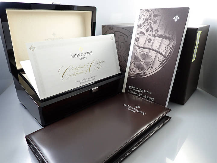 パテックフィリップ カラトラバ Ref.5196R-001 ローズゴールド シルバー文字盤