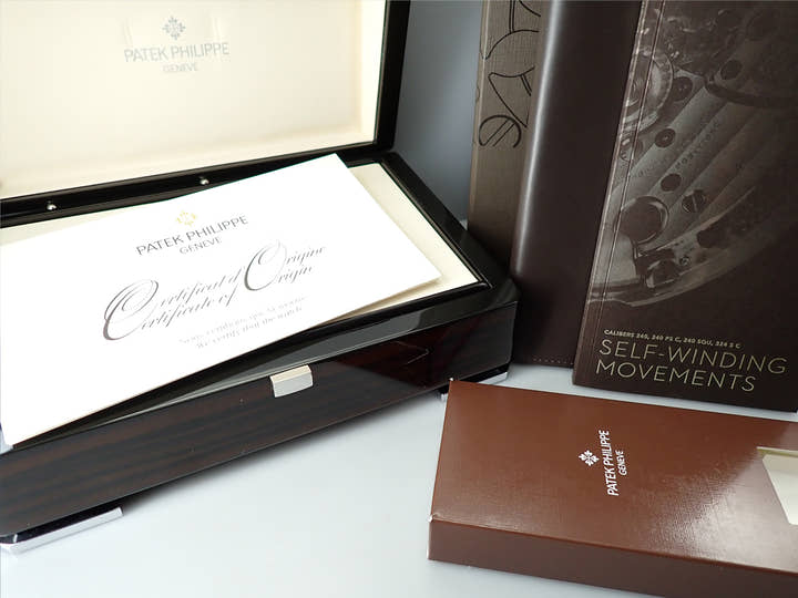 パテックフィリップ カラトラバ Ref.5296R-010 ローズゴールド アイボリー文字盤