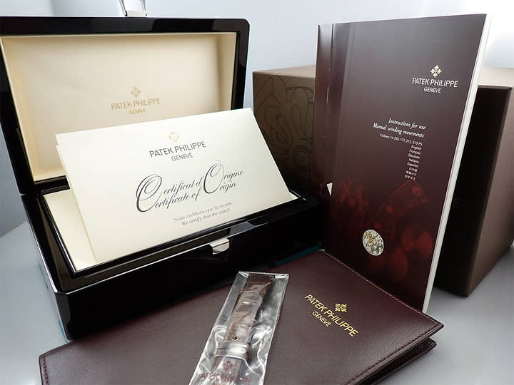 パテックフィリップ カラトラバ Ref.5196J-001 イエローゴールド シルバー文字盤