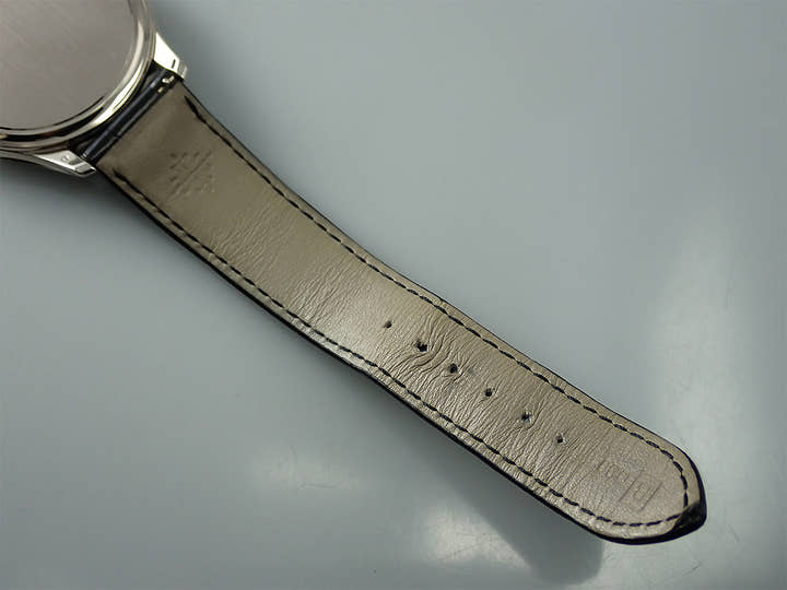 パテックフィリップ カラトラバ Ref.5227G-010 ホワイトゴールド ブラック文字盤