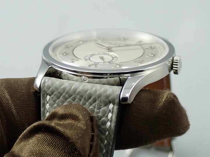 パテックフィリップ カラトラバ Ref.5196P-001 プラチナ シルバー文字盤