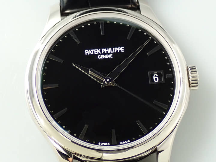 パテックフィリップ カラトラバ Ref.5227G-010 ホワイトゴールド ブラック文字盤