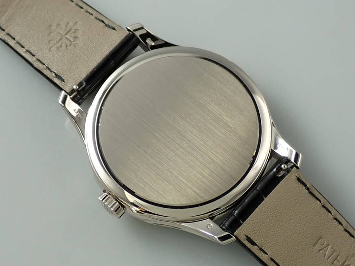 パテックフィリップ カラトラバ Ref.5227G-010 ホワイトゴールド ブラック文字盤
