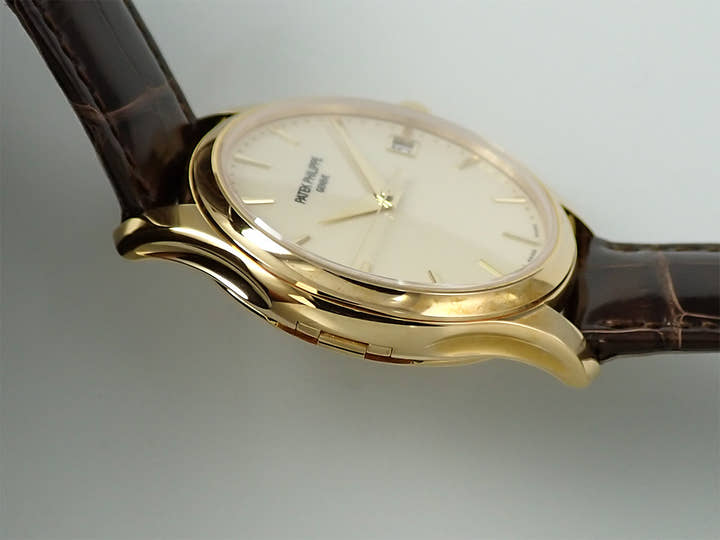 パテックフィリップ カラトラバ Ref.5227J-001 イエローゴールド アイボリー文字盤