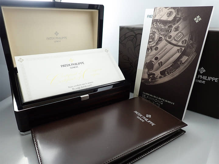 パテックフィリップ カラトラバ Ref.5227J-001 イエローゴールド アイボリー文字盤