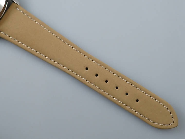 パテックフィリップ カラトラバ Ref.5226G-001 ホワイトゴールド ブラックグラデーションのテクスチャード ラック アントラサイト文字盤