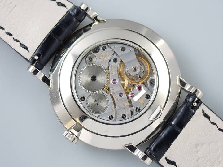 パテックフィリップ カラトラバ Ref.5116G-001 ホワイトゴールド ホワイト文字盤