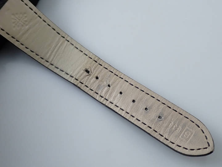 パテックフィリップ カラトラバ Ref.5119J-001 イエローゴールド ホワイト文字盤