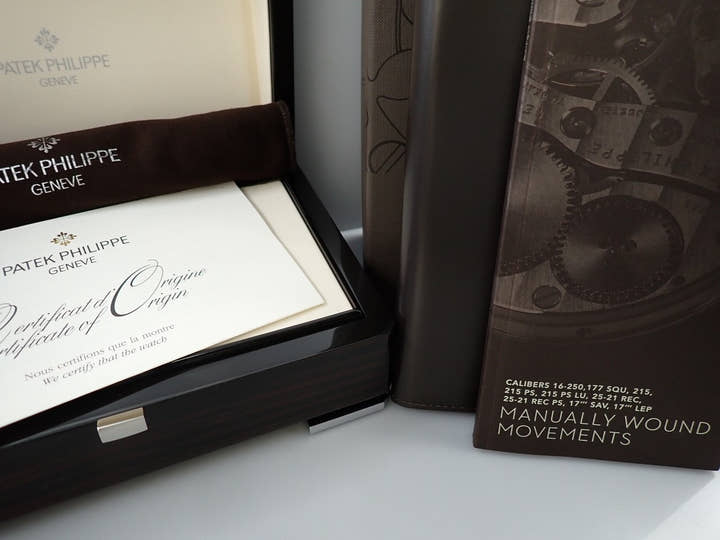 パテックフィリップ カラトラバ Ref.5119J-001 イエローゴールド ホワイト文字盤