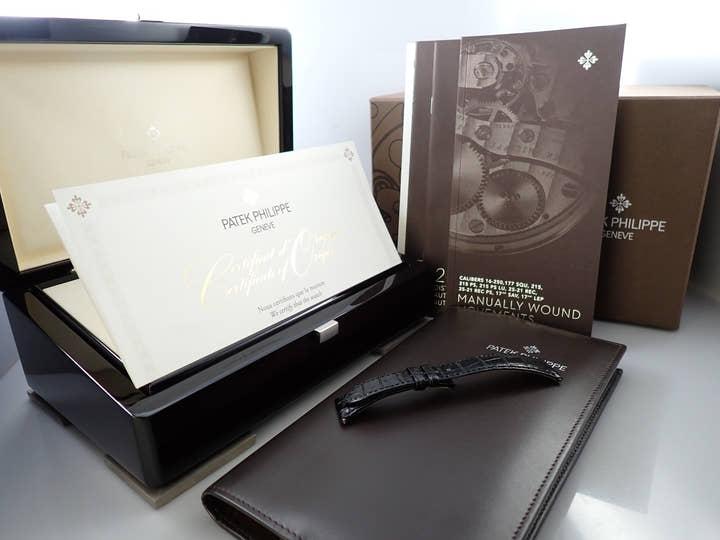 パテックフィリップ カラトラバ Ref.5196P-001 プラチナ シルバー文字盤