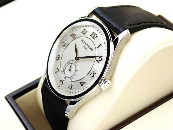 パテックフィリップ カラトラバ Ref.5196P-001 プラチナ シルバー文字盤