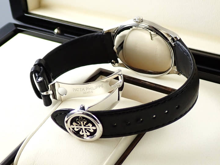 パテックフィリップ カラトラバ Ref.5196P-001 プラチナ シルバー文字盤