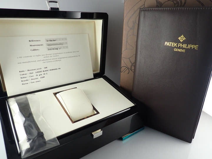 Patek Philippe Calatrava Ref.5119G-001 White Dial Used calatrava-41