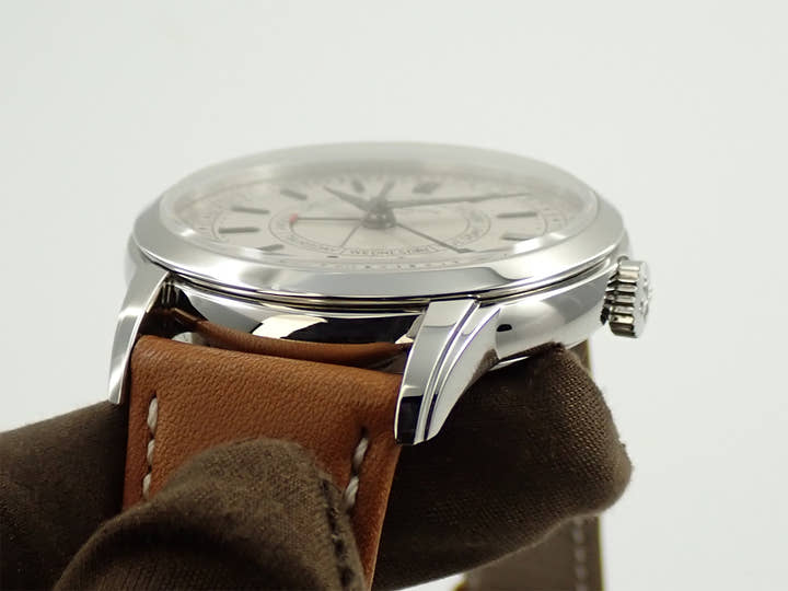 パテックフィリップ カラトラバ ウィークリーカレンダー Ref.5212A-001 ステンレススチール シルバー文字盤