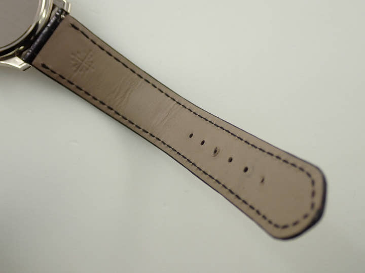 パテックフィリップ カラトラバ Ref.5227G-010 ホワイトゴールド ブラック文字盤