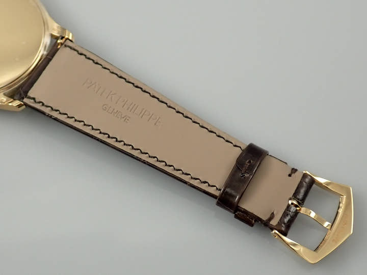 パテックフィリップ カラトラバ Ref.5196J-001 イエローゴールド シルバー文字盤