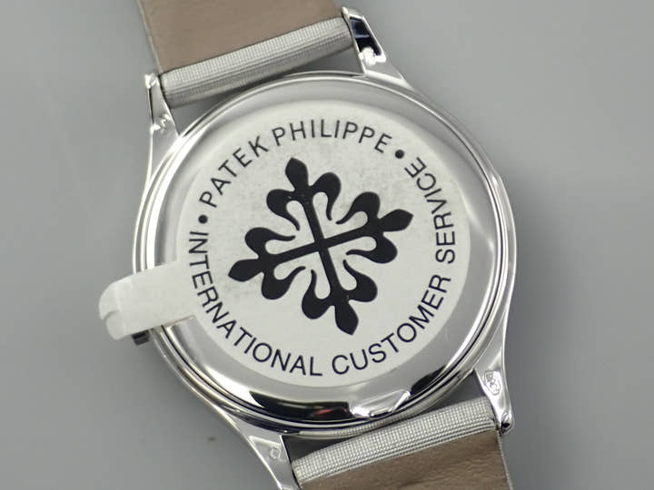 パテックフィリップ カラトラバ Ref.4897G-010 ホワイトゴールド シルバーグレー文字盤
