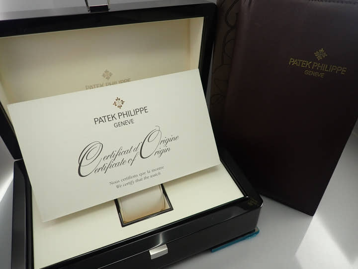 パテックフィリップ カラトラバ Ref.5196P-001 プラチナ シルバー文字盤