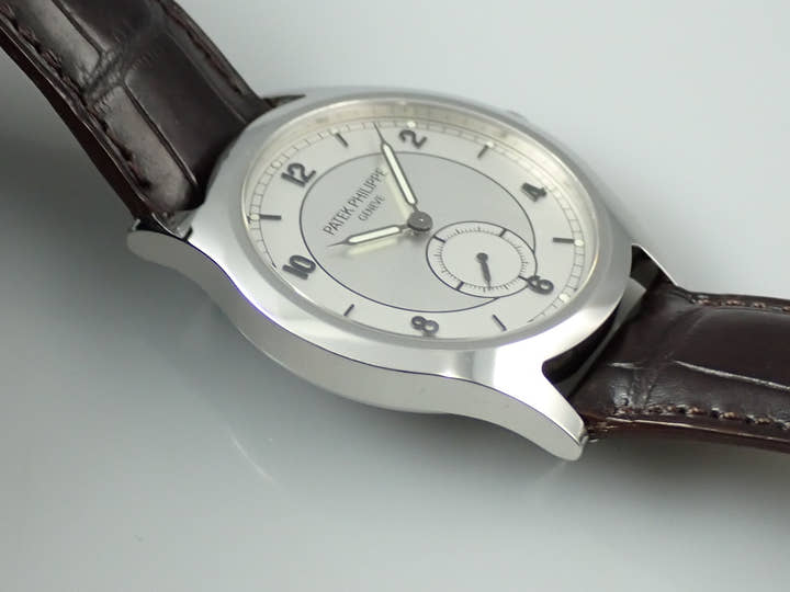 パテックフィリップ カラトラバ ジュネーブ ブティック限定 Ref.5565A-001 ステンレススチール シルバー文字盤