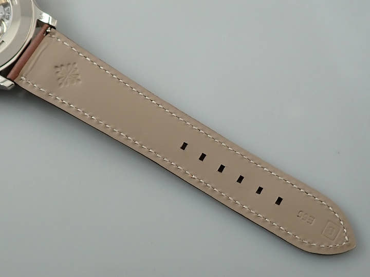 パテックフィリップ カラトラバ パイロット トラベルタイム Ref.5524G-001 ホワイトゴールド ブルー文字盤