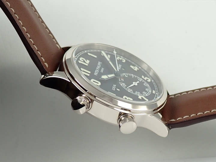 パテックフィリップ カラトラバ パイロット トラベルタイム Ref.5524G-001 ホワイトゴールド ブルー文字盤