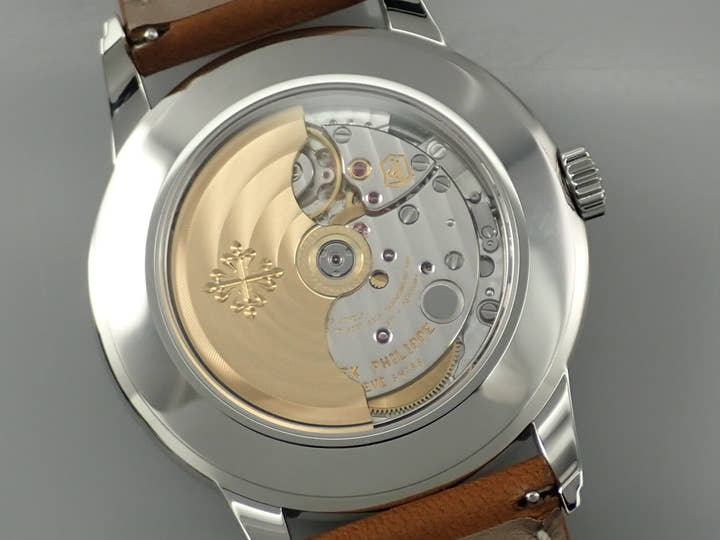 パテックフィリップ カラトラバ ウィークリーカレンダー Ref.5212A-001 ステンレススチール シルバー文字盤