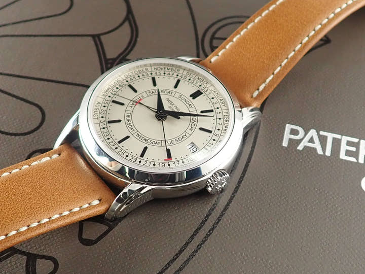 パテックフィリップ カラトラバ ウィークリーカレンダー Ref.5212A-001 ステンレススチール シルバー文字盤