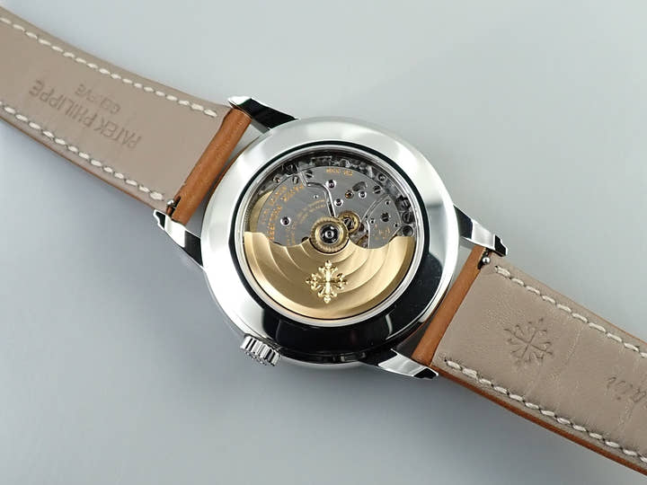 パテックフィリップ カラトラバ ウィークリーカレンダー Ref.5212A-001 ステンレススチール シルバー文字盤