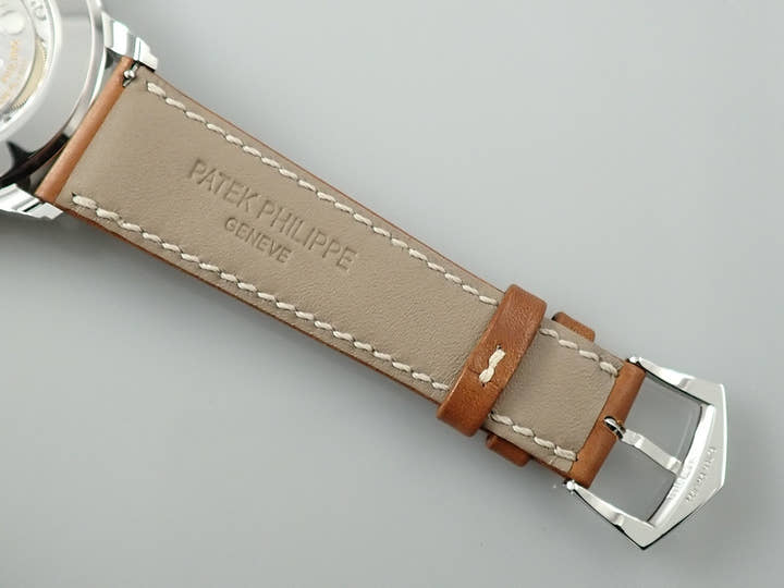 パテックフィリップ カラトラバ ウィークリーカレンダー Ref.5212A-001 ステンレススチール シルバー文字盤