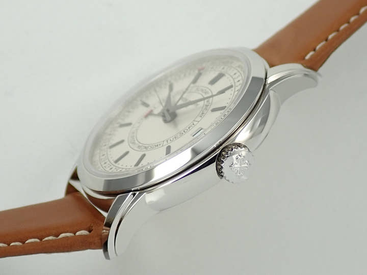 パテックフィリップ カラトラバ ウィークリーカレンダー Ref.5212A-001 ステンレススチール シルバー文字盤