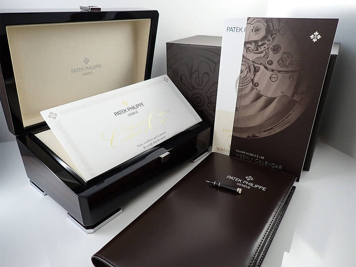 パテックフィリップ カラトラバ ウィークリーカレンダー Ref.5212A-001 ステンレススチール シルバー文字盤