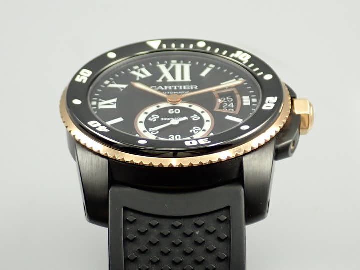 カルティエ カリブル ドゥ カルティエ ダイバー Ref.CRW2CA0004 ステンレススチール/ピンクゴールド ブラック文字盤 中古 1HSVK014