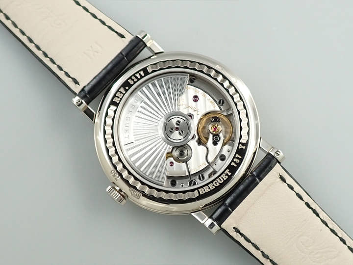 ブレゲ クラシック Ref.5177BB/29/9V6 ホワイトエナメル文字盤 中古 77JULWCK