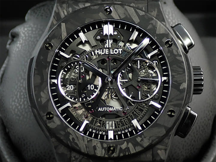 ウブロ クラシックフュージョン アエロフュージョン クロノグラフ フロステッドカーボン Ref.525.QK.0170.NR.JPN スケルトン文字盤 極美品 5WZPLZRU