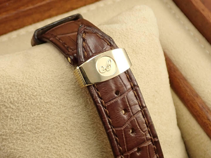 Breguet Classic Ref.5207BA/12/9V6 Silver Dial Used 7ZW4ZFUS