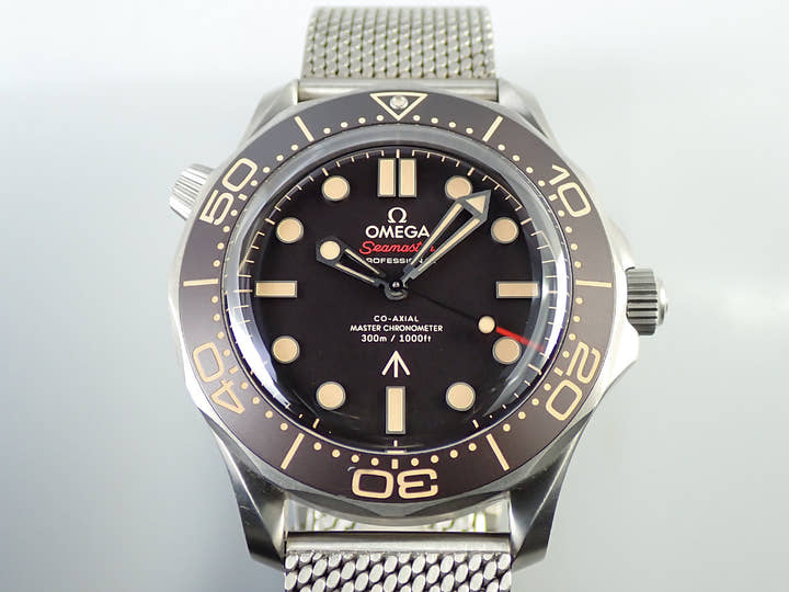 オメガ シーマスター ダイバー 300M コーアクシャル マスター クロノメーター 42MM Ref.210.90.42.20.01.001 ブラウン文字盤 中古 1UTL2Y41