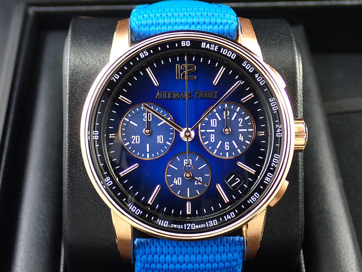オーデマピゲ CODE 11.59 バイ オーデマ ピゲ クロノグラフ Ref.26393OR.OO.A028CR.01 ピンクゴールド スモークブルーラッカー文字盤