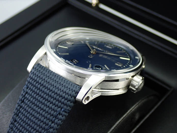 オーデマピゲ CODE 11.59 バイ オーデマ ピゲ Ref.15210BC.OO.A321CR.01 ホワイトゴールド ブルーラッカー文字盤