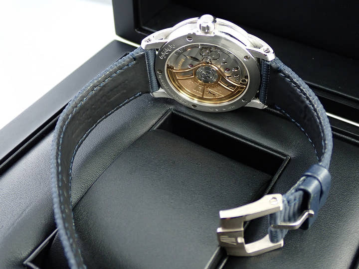 オーデマピゲ CODE 11.59 バイ オーデマ ピゲ Ref.15210BC.OO.A321CR.01 ホワイトゴールド ブルーラッカー文字盤