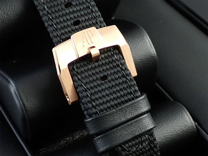 オーデマピゲ CODE 11.59 バイ オーデマ ピゲ Ref.15210OR.OO.A028CR.01 ピンクゴールド スモークブルーラッカー文字盤